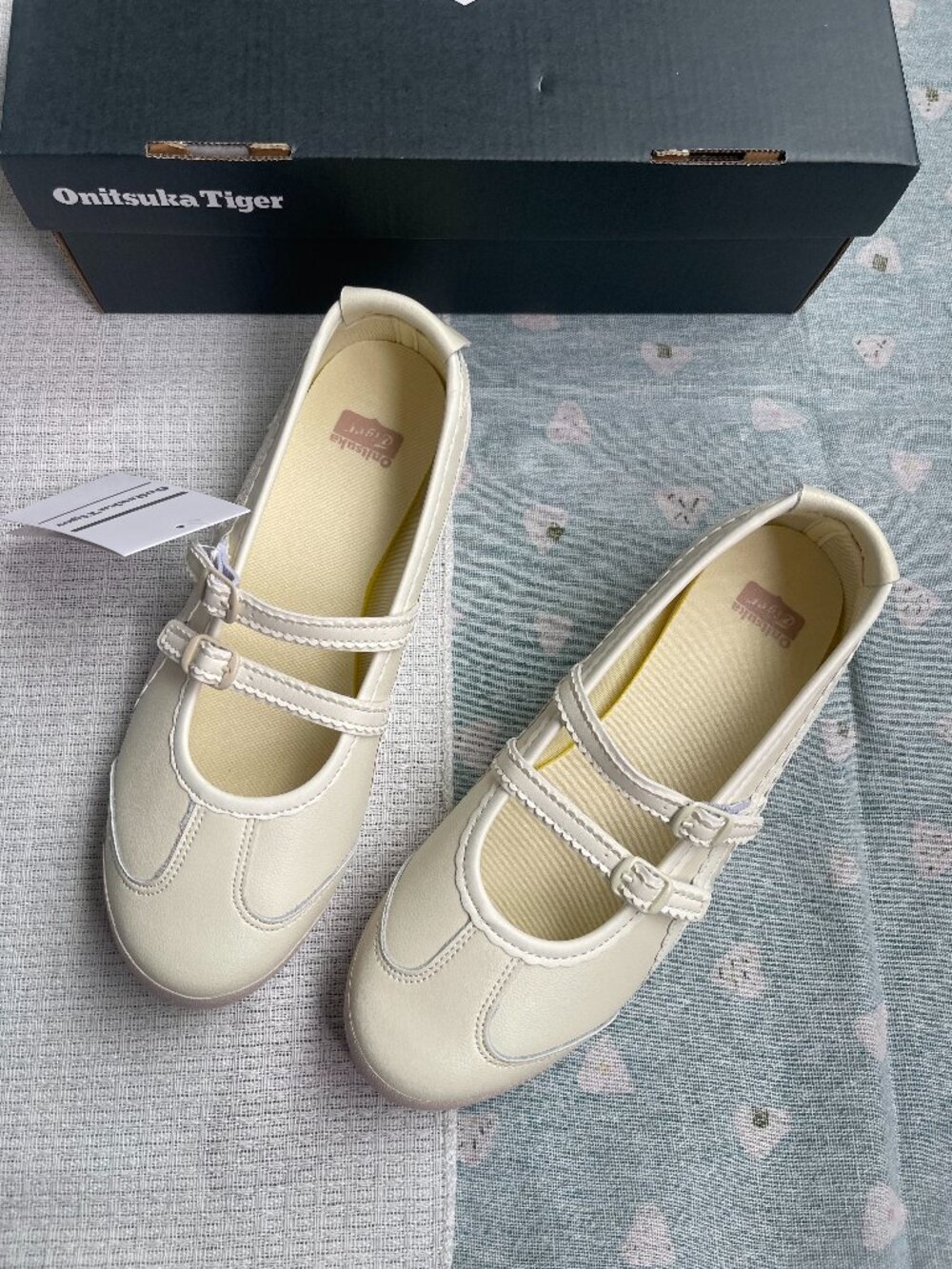 Onitsuka Tiger MEXICO 66 TGRS Cream Ballet Flats